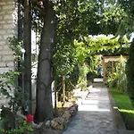 Casa Ginev & Μπαρντολίνο