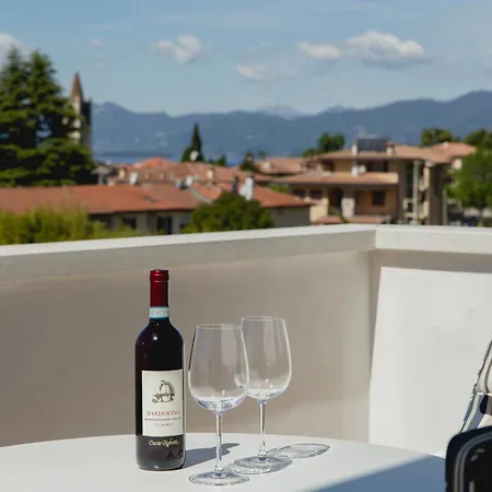 Casa Ginev Room & Apartments Bardolino