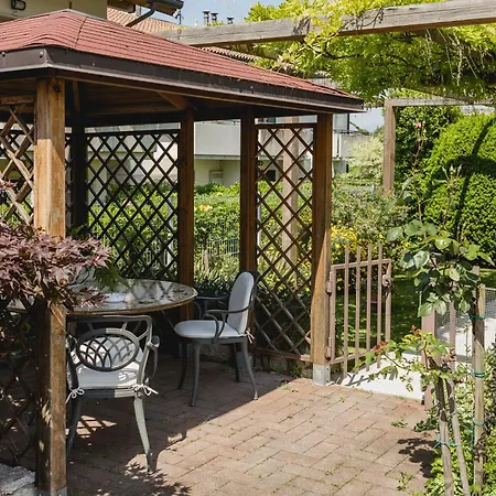 Casa Ginev Room & Apartments Bardolino